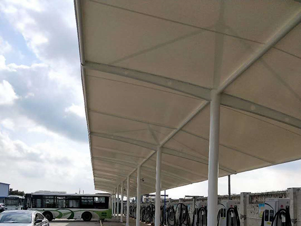 膜結構充電樁