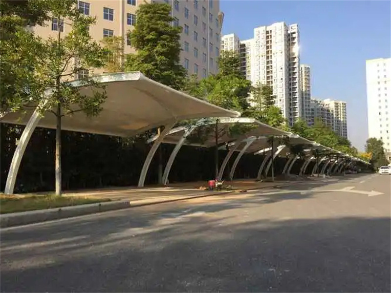 膜結(jié)構(gòu)車(chē)棚